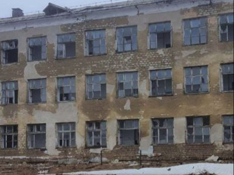 Аварийное здание школы снесли в селе Восточное на Сахалине