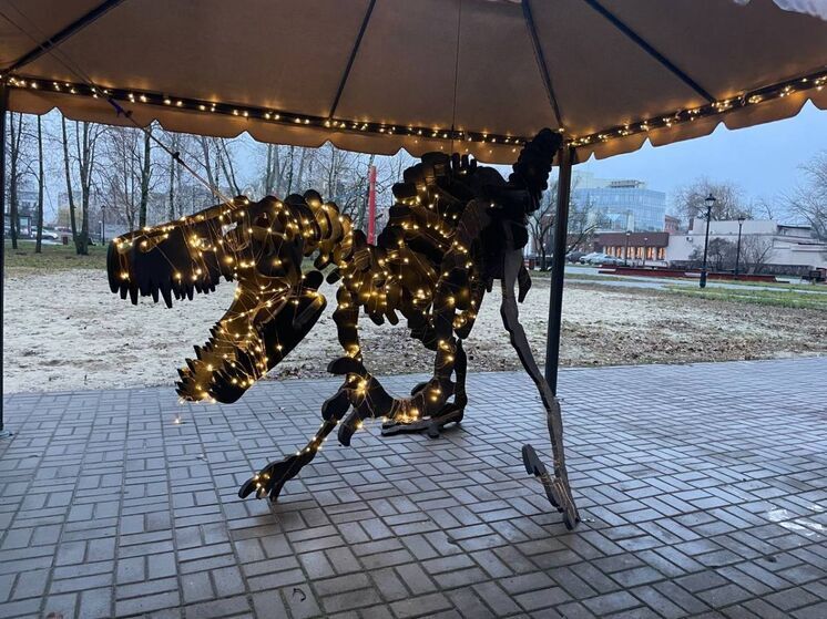 В Липецке завершаются работы по благоустройству «Петропарка»