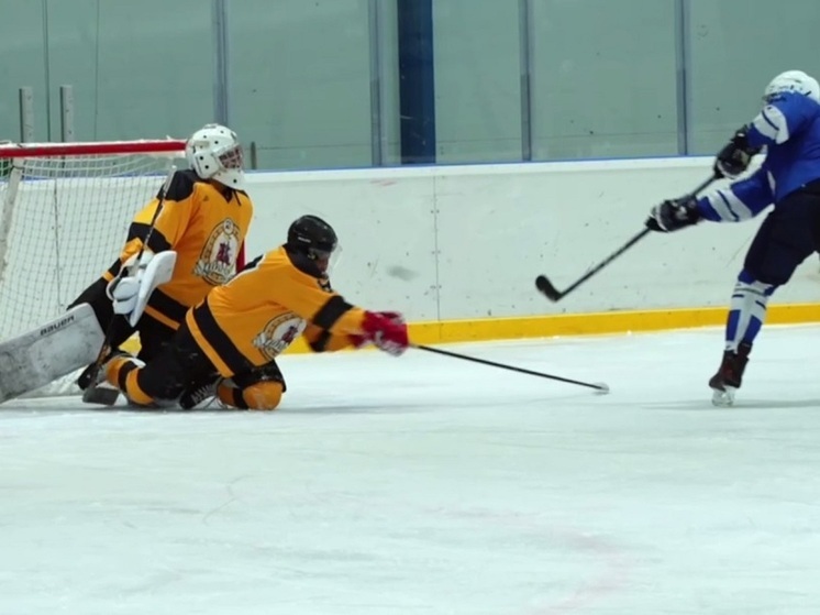 В Элисте прошел мини-турнир Кубка Джунгара по хоккею 3x3