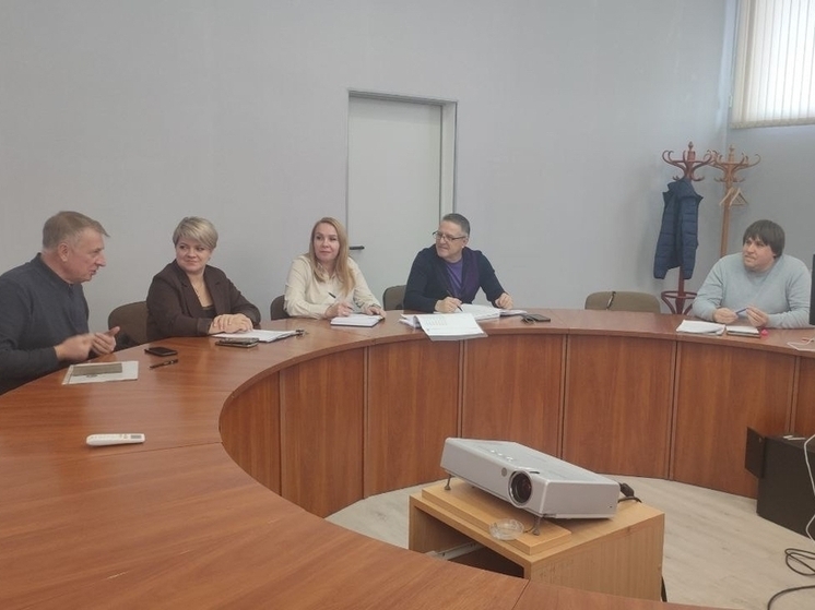 Новые правила сбора мусора обсудили в Гурьевском округе