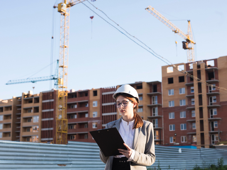 С 2026 года тамбовских застройщиков будут штрафовать за срыв сроков сдачи жилья