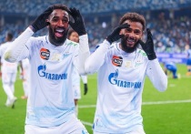 «Зенит» одержал выездную победу над «Пари НН» со счётом 2:0 в 16-м туре РПЛ, повторив результат первой встречи (30 августа). Голы на 49-й и 69-й минутах забили Максим Глушенков и Вендел. Команда набрала 33 очка и вышла на промежуточное первое место в таблице. Следующий матч — 27 ноября против московского «Динамо» в Кубке России.