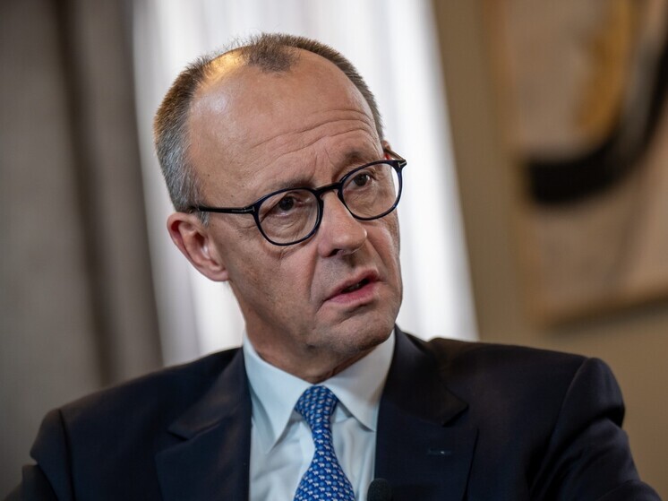 Мерц заявил, что США не могут распоряжаться активами России, замороженными в ЕС