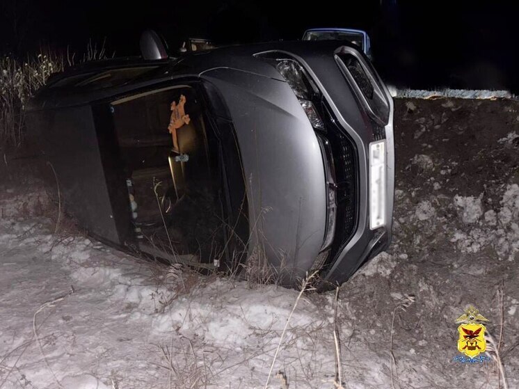Мужчина угнал автомобиль знакомой и перевернулся на нем в Забайкалье