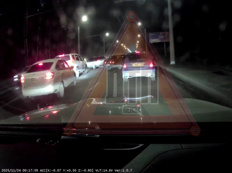 Вечернее ДТП на Окружной в Пензе заблокировало две полосы движения