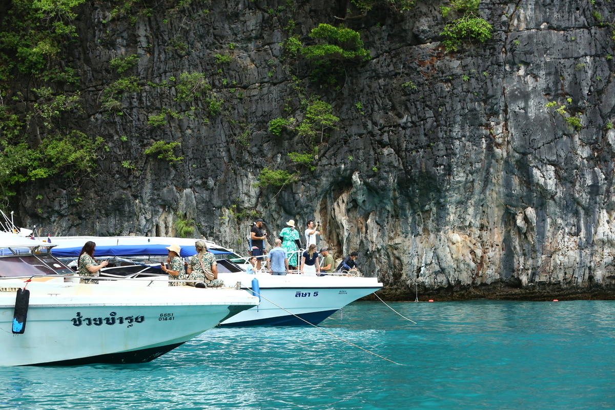 Турист бросился в море ради спасения сына и утонул на глазах у жены