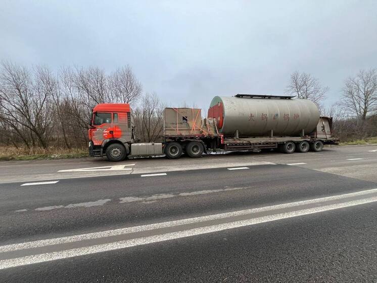 Грузовик повредил контактную сеть троллейбусов в Рязани, водитель скрылся