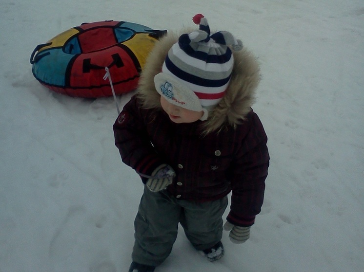 Для юных череповчан установят 27 горок этой зимой