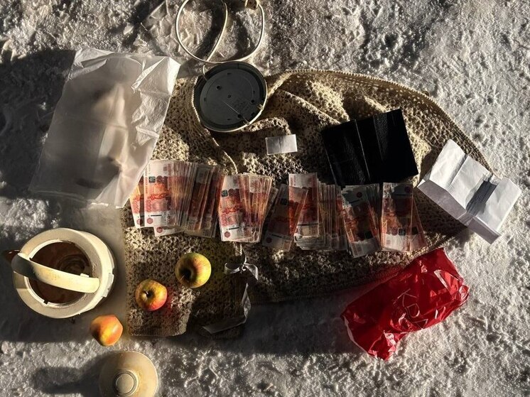 В Новосибирске задержан несовершеннолетний курьер финансовых мошенников