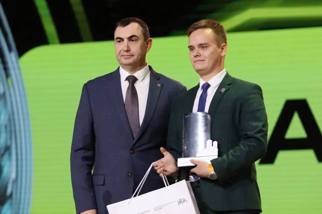 Астраханец Никитa Толстoв получил титул лучшего агрария России: эксклюзивные кадры церемонии награждения