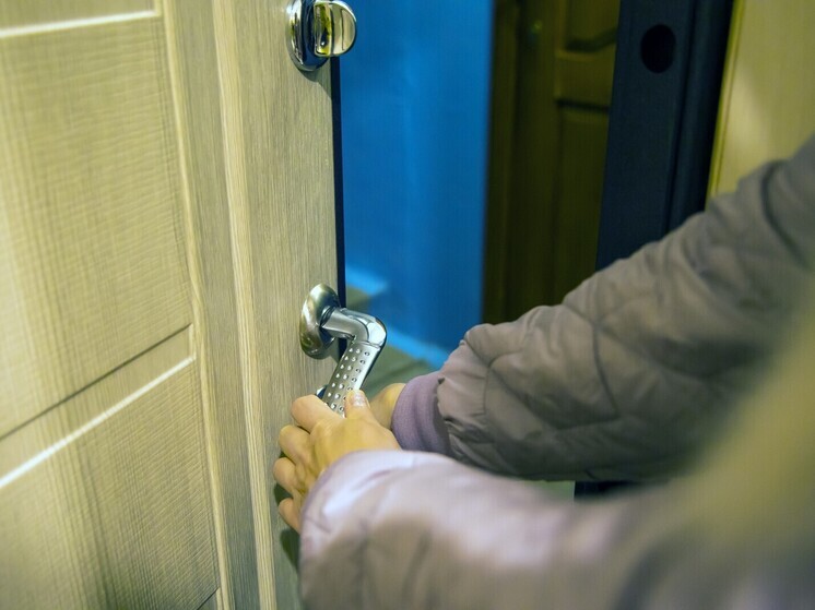 Челябинка в обход закона поселила у себя почти 40 мигрантов