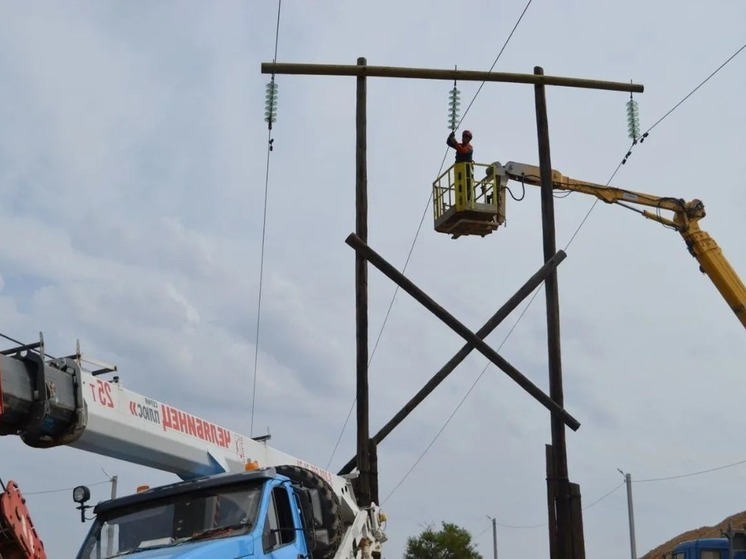 В районе Калмыкии для 13 тысяч потребителей повысили надежность электроснабженния