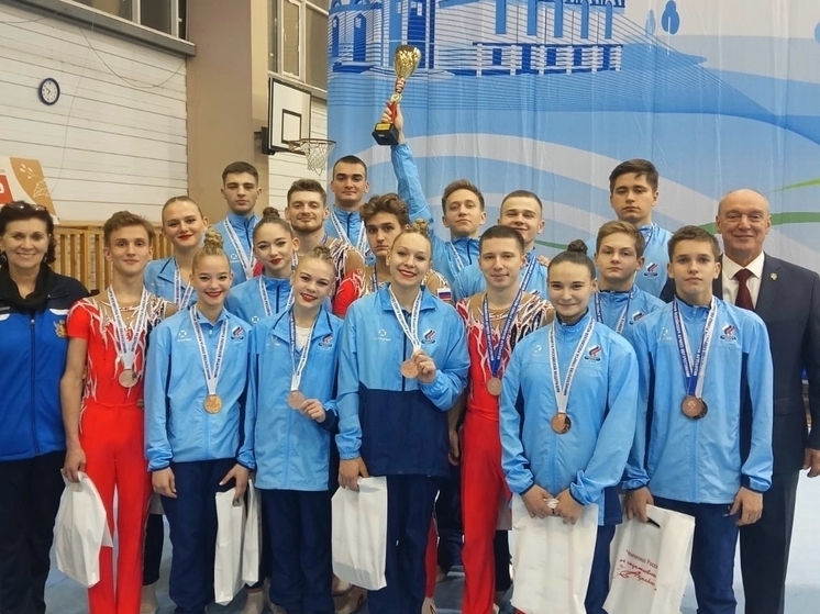 Воронежские акробаты завоевали четыре медали на Чемпионате России в Кирове