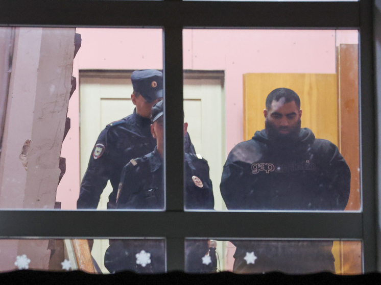 Блогера Арсена Маркаряна оштрафовали на 15 000 рублей за пропаганду наркотиков