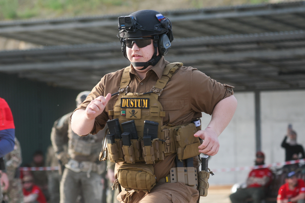 Рамзан Кадыров поздравил сына с 18-летием и перечислил его достижения