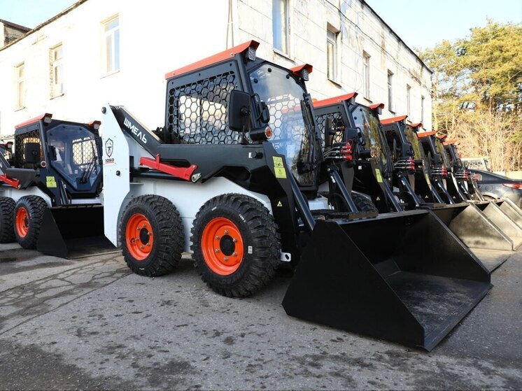 В Самаре представили новую малогабаритную технику для уборки улиц