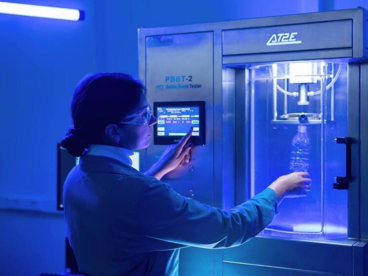 Гарбузов сообщил о разработке инновационных полимерных материалов для ЖКХ Москвы