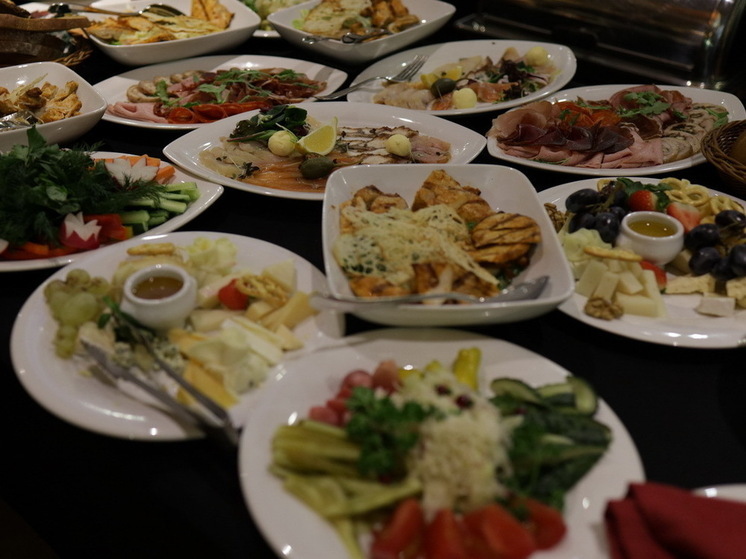 Онколог Гараттини заявил, что для долголетия необходимо меньше есть