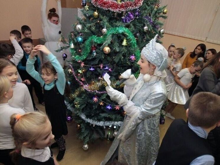 Конкурс на лучшую Снегурочку среди старшеклассниц стартовал в Кирове