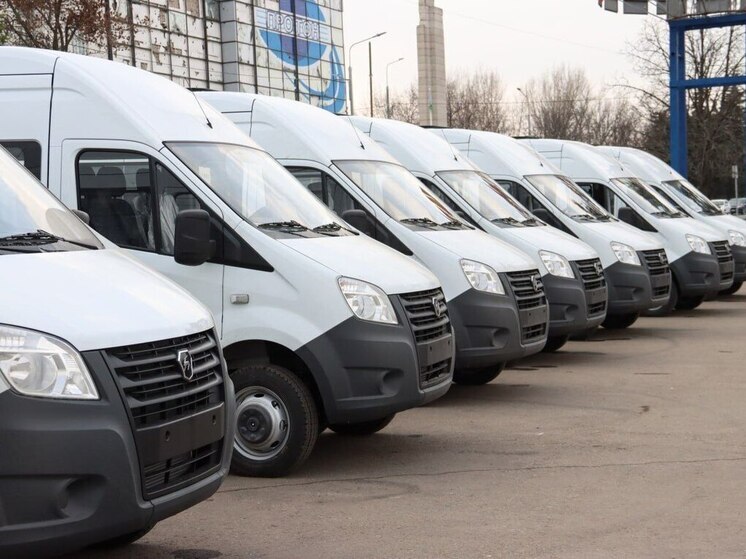 Три округа ЛНР получили 12 новых автобусов