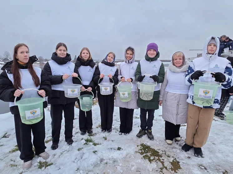 Волховский филиал АО «Апатит» (Группа «ФосАгро») выпустил 1800 мальков краснокнижного сига в реку Сясь, вблизи ее впадения в Ладожское озеро