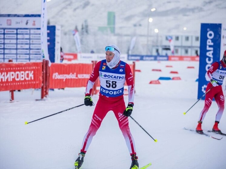 Всероссийские соревнования по лыжным гонкам «Хибинская гонка - 2025» прошли в Мурманской области. Мероприятие, организованное при поддержке компании «ФосАгро», собрало рекордное количество участников за всю свою историю - 581. Об этом сообщили в пресс-службе компании.