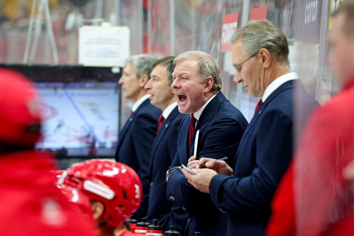 После разгромного поражения в Минске от местного «Динамо» (0:6) руководство столичного «Спартака» начала активные поиски крайних и виноватых