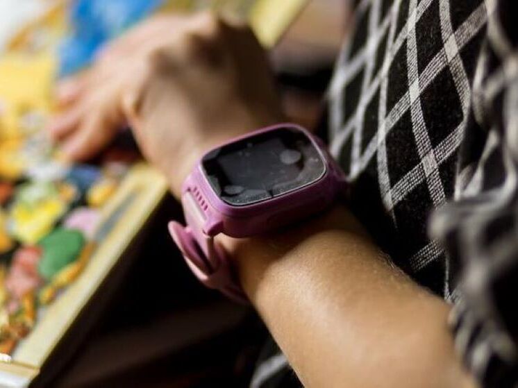 Смарт-часы, фитнес-браслеты, кольца и даже подушки с датчиками стали частью повседневной жизни человека