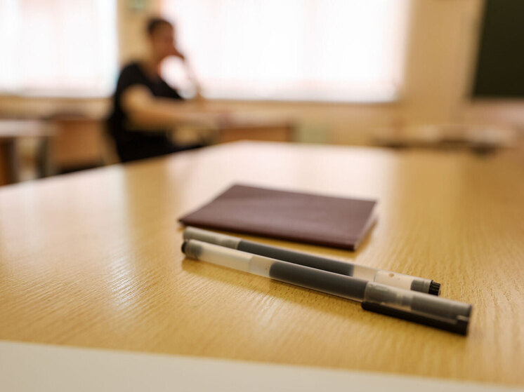 Правительство утвердило новые правила регулирования платного поступления в вузы: ограничения коснулись 30 направлений бакалавриата и 12 — специалитета