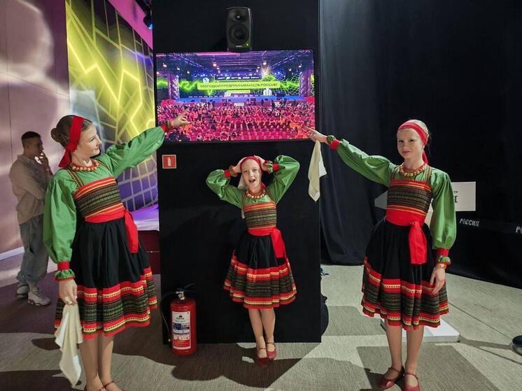 Серпуховский ансамбль выступил в Национальном центре «Россия»