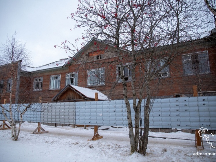В Нарьян-Маре закипела работа по разбору здания бывшей типографии