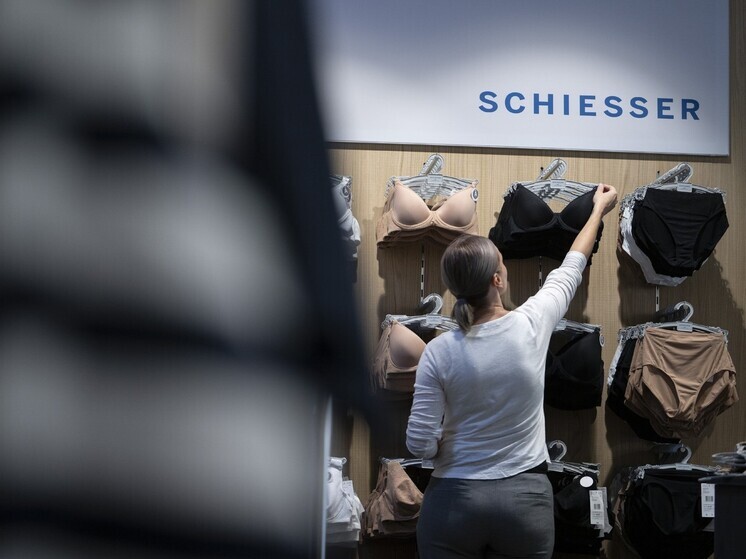 Мормоны в США выстроились в длинные очереди за новой версией священного белья