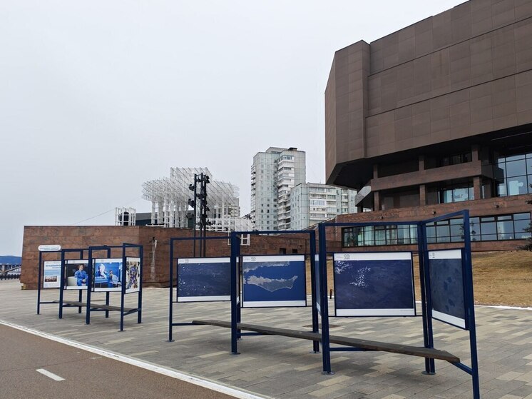 В Красноярске открылась фотовыставка снимков космонавта Кирилла Пескова, сделанных на орбите