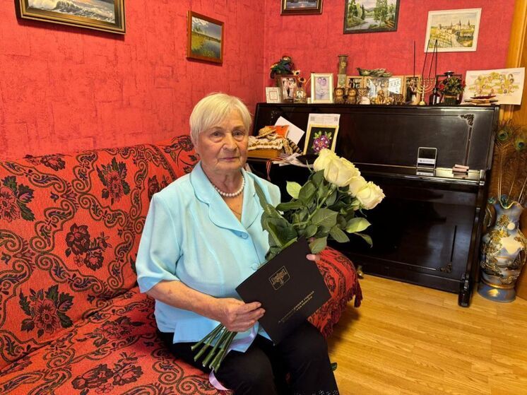 94-летие отметила жительница Южно-Сахалинска Елена Петрова