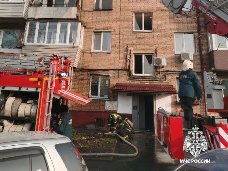 В Артеме пожар уничтожил часть дома: есть погибший