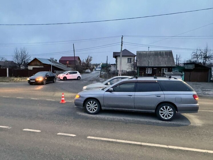 Жительница Горно-Алтайска попала в больницу с переломом таза после ДТП с иномаркой