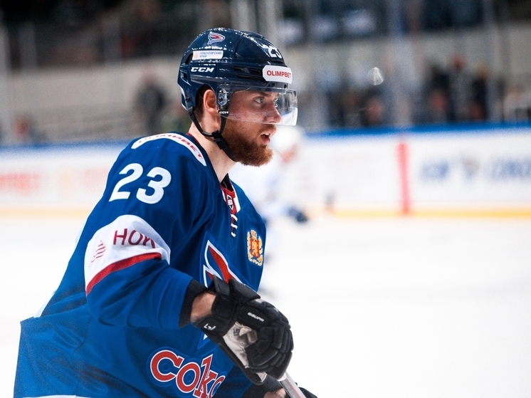 Красноярский «Сокол» упустил победу в матче с ЦСК ВВС, проиграв в буллитах после ведения 2:0