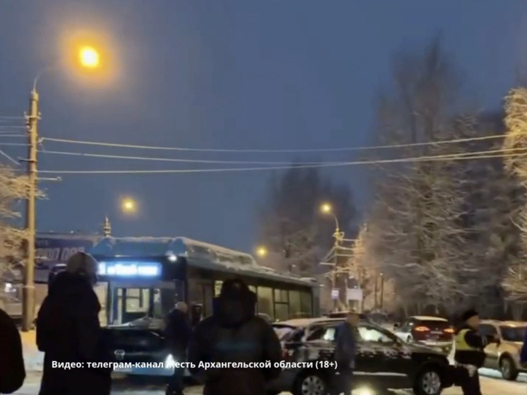 ДТП заблокировало движение на крупных магистралях Архангельска