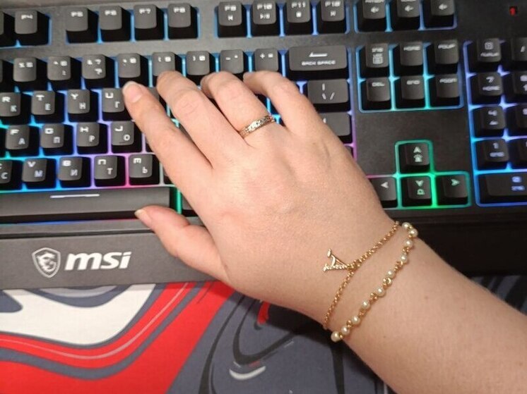 Знакомые украли золотое кольцо у женщины в Полярных Зорях