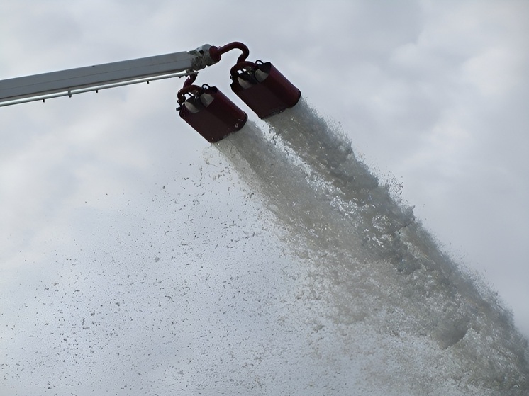 На Кубани продолжают тушить два лесных пожара