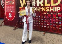 Хрупкая внешность и железная воля — именно так можно охарактеризовать Мальвину Караваеву, воспитанницу Академии ММА Серпухова, которая совсем недавно стала чемпионкой мира по универсальному бою