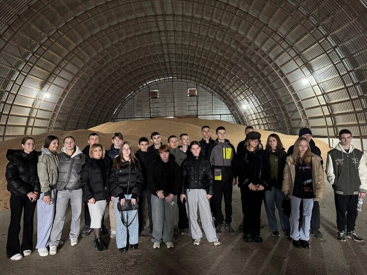 Запорожские школьники посетили сельскохозяйственное предприятие
