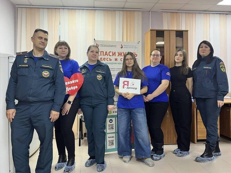 Ямальские пожарные сдали кровь в рамках акции «35 добрых дел»