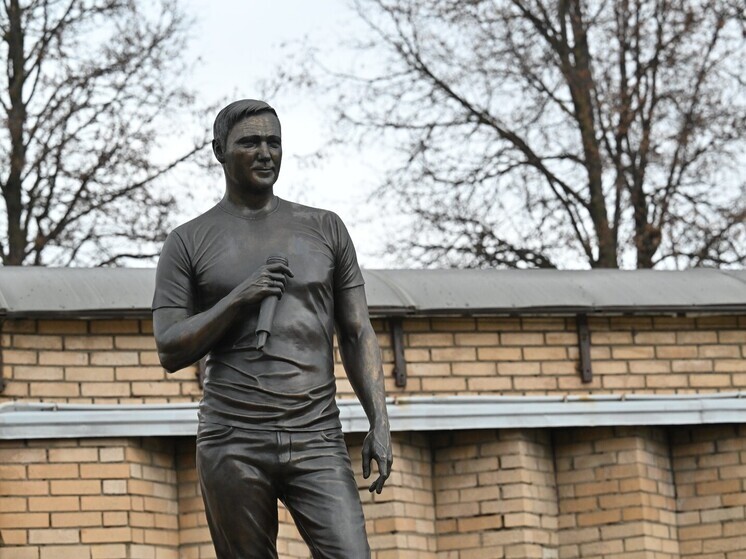 МВД объявило в розыск продюсера «Ласкового мая» Разина