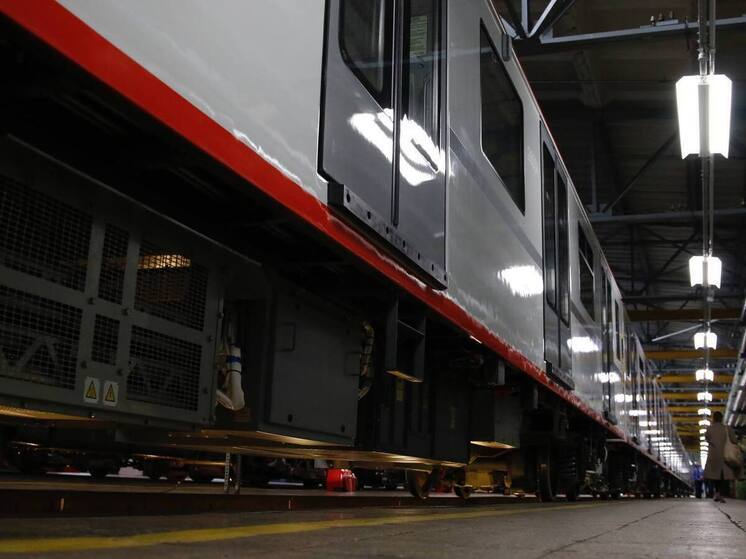 Двигатели для поездов метрополитена будут создавать в Петербурге