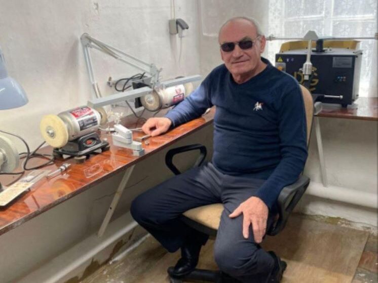 Белгородец открыл мастерскую по заточке инструментов благодаря соцконтракту