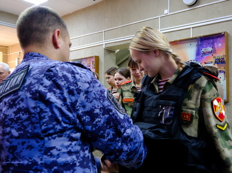 Представители Росгвардии приняли участие в профориентационном мероприятии в Йошкар-Оле