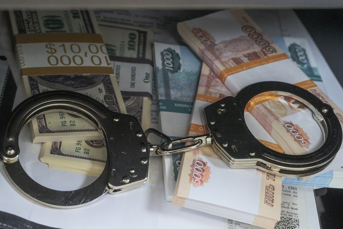 Экс-мэр Артемовского осужден на 10 лет за взятку с водонагревателем