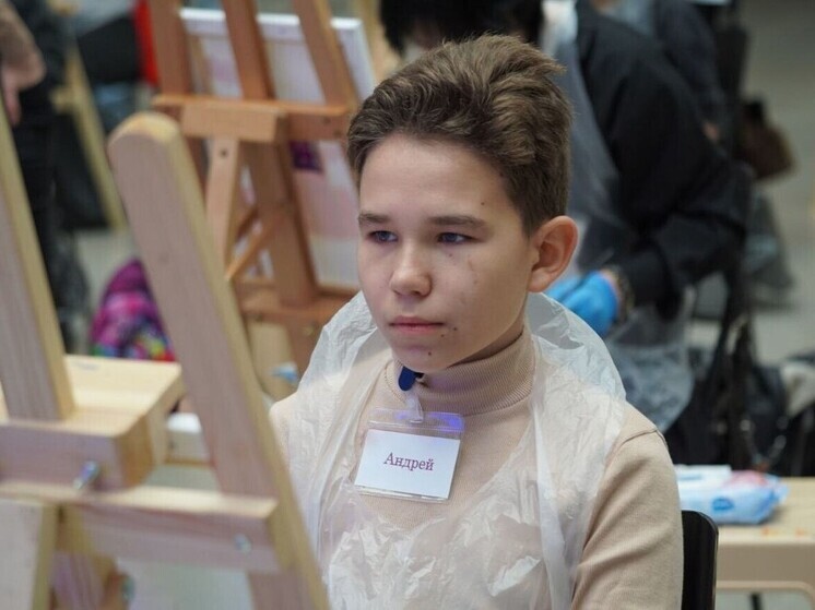 Юный художник из Макеевки победил во всероссийском конкурсе «Памяти героев верны»