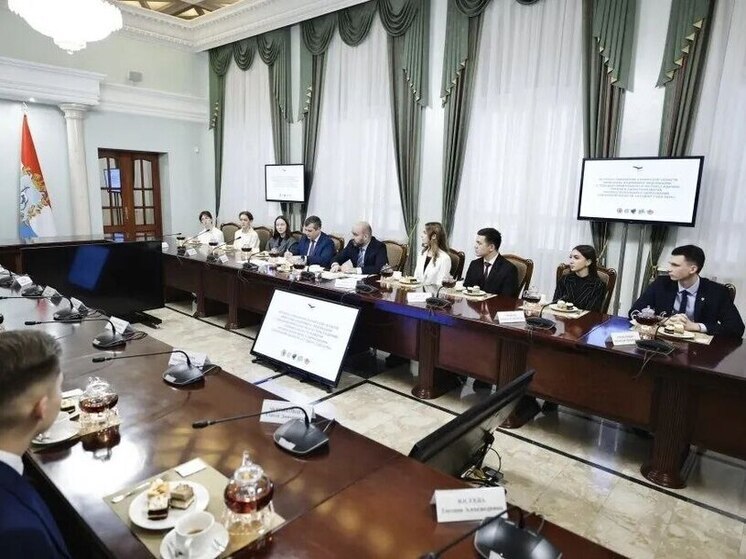 Вячеслав Федорищев встретился с победителями конкурса «Студент года» в Самарской области